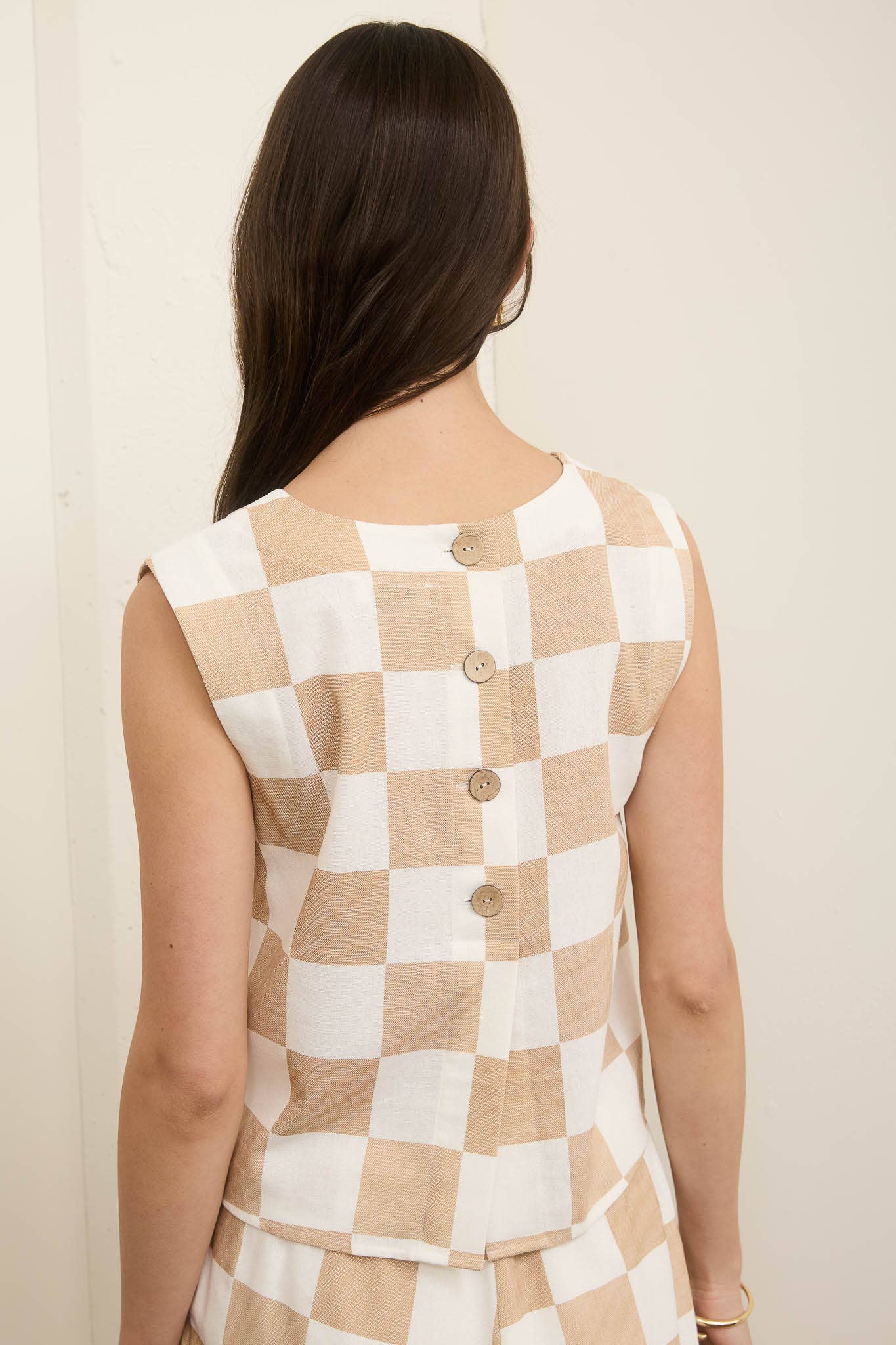 CHECKERED SLEEVELESS LINEN CROP TOP
