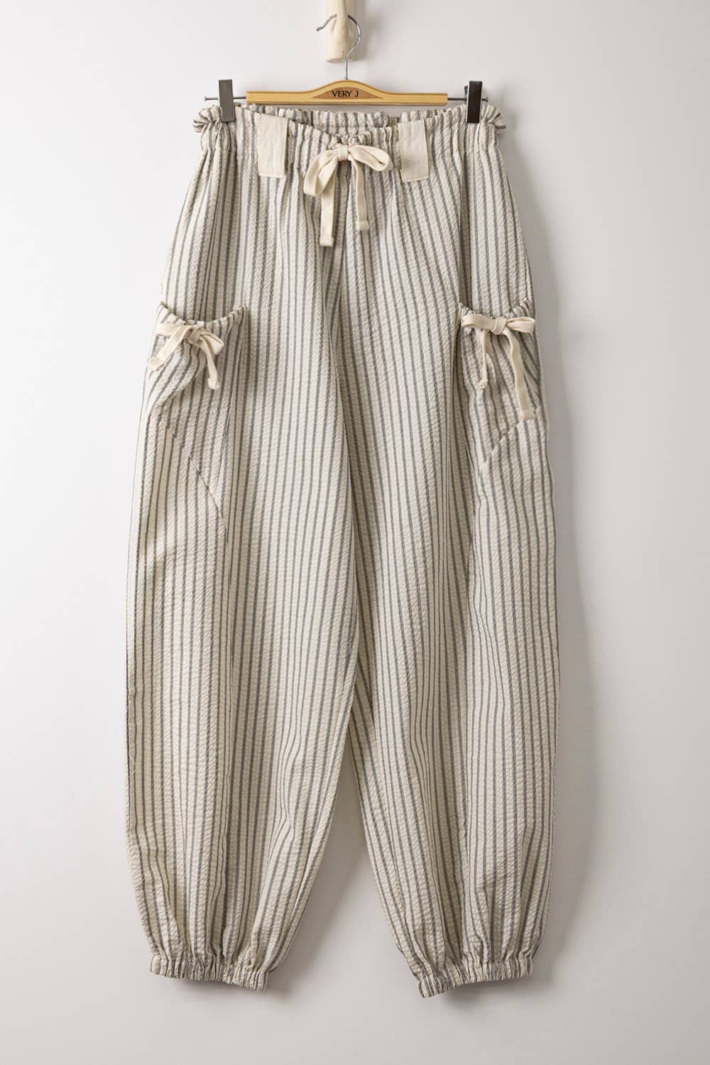 NP71004-Bow Detail Stripe Textured Woven Pants