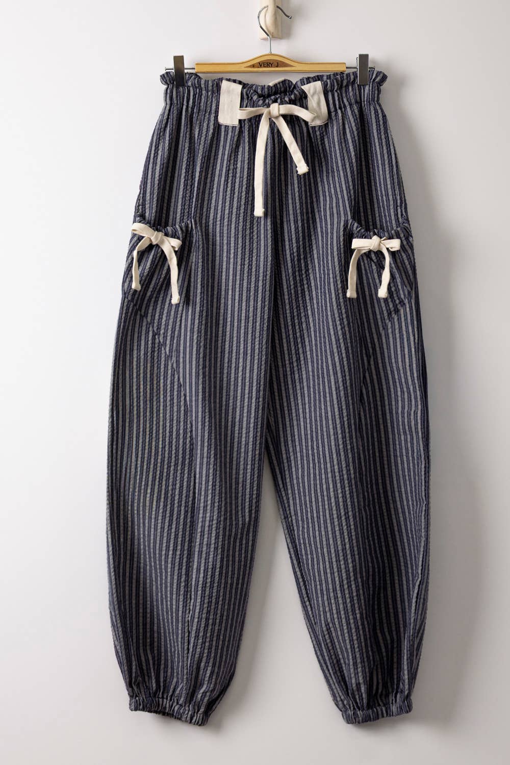 NP71004-Bow Detail Stripe Textured Woven Pants