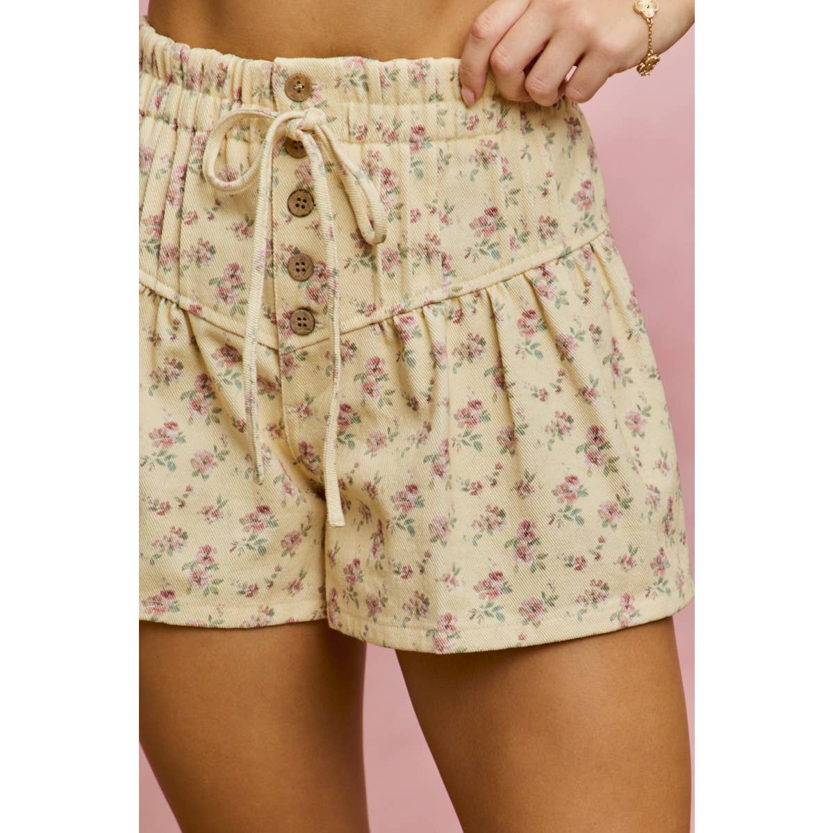 FLORAL PRINT DENIM PINTUCK ELASTIC WAIST SHORTS