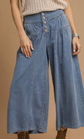 Cropped Wide Leg Jeans