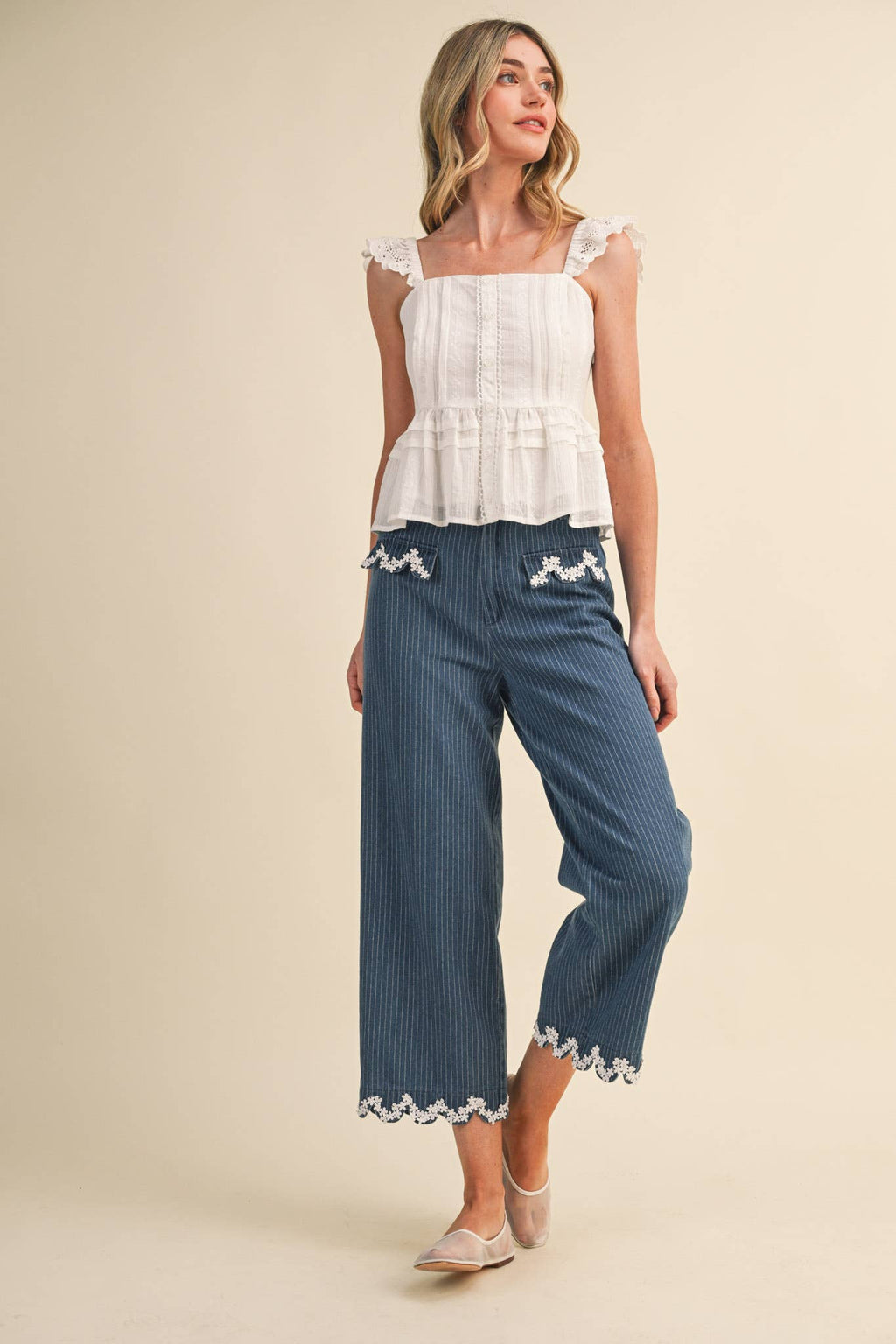EYELET FLUTTER SLEEVE PEPLUM TOP MTP4953