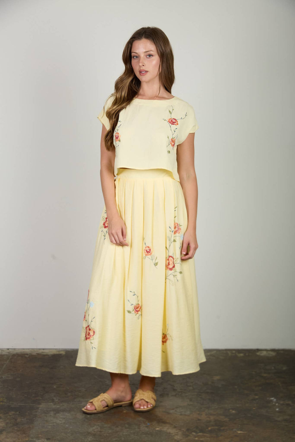 FLORAL EMBROIDERY DETAIL BOAT NECK CROP TOP